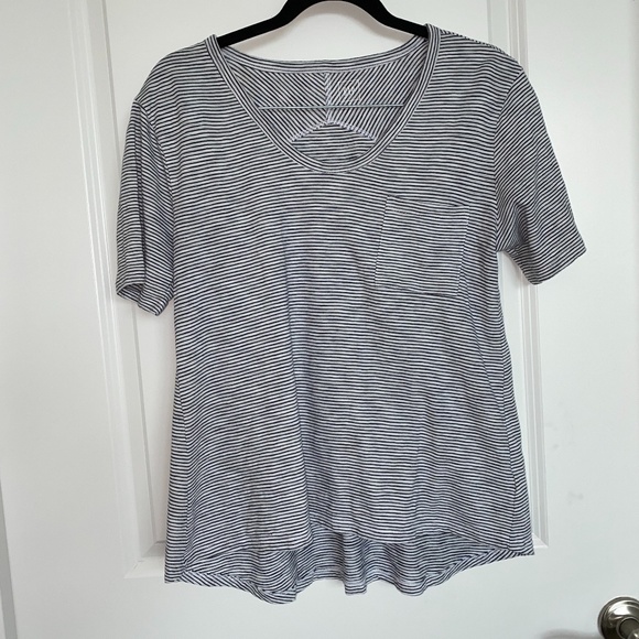 GAP White Black Striped Short Sleeve Tee - Picture 1 of 5
